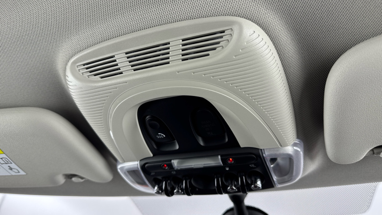 MINI Hatchback 1.5 Cooper Classic II 3dr [Comfort Pack] Petrol Hatchback